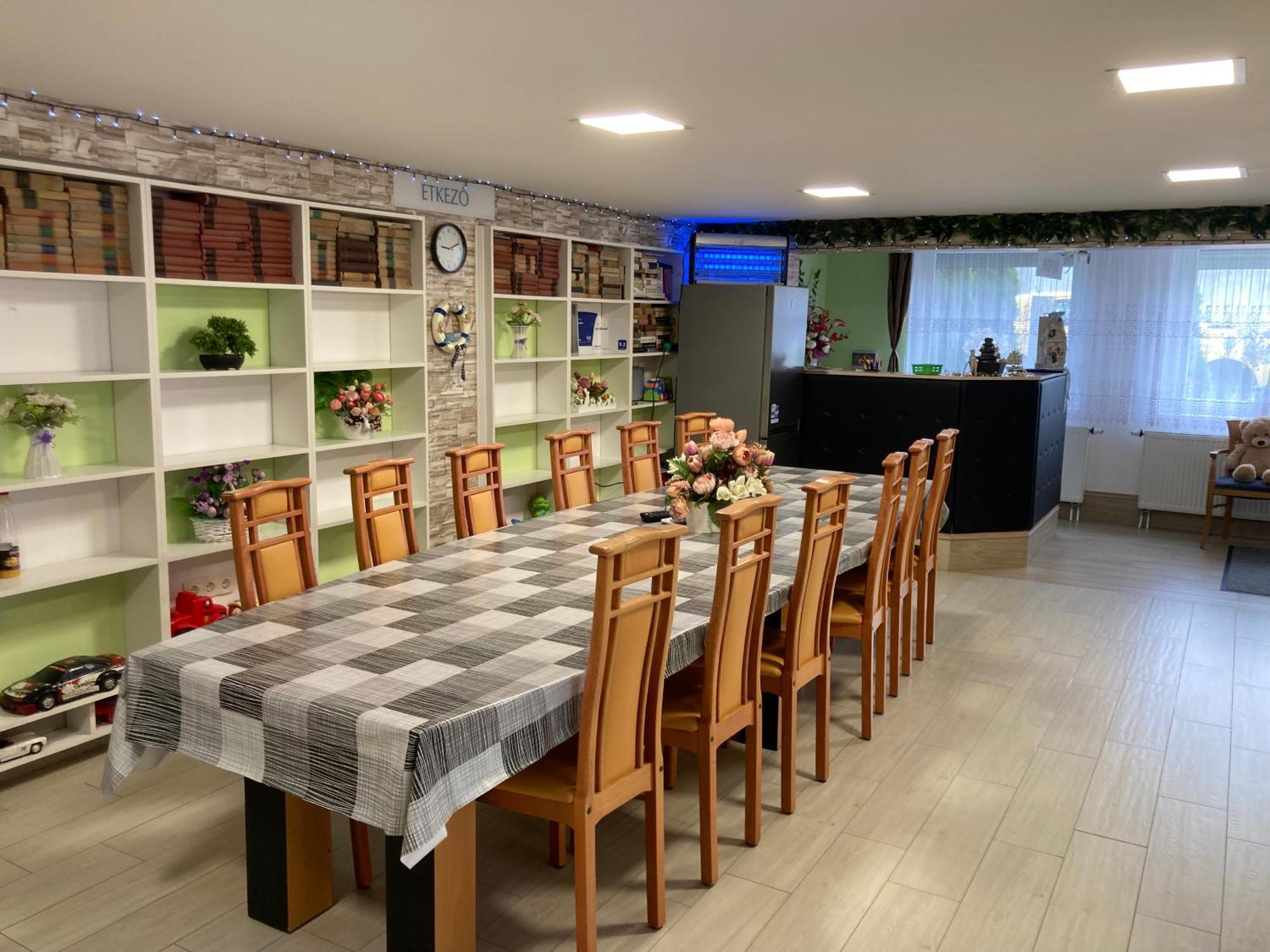 Szelim Motel Tatabánya Esterno foto
