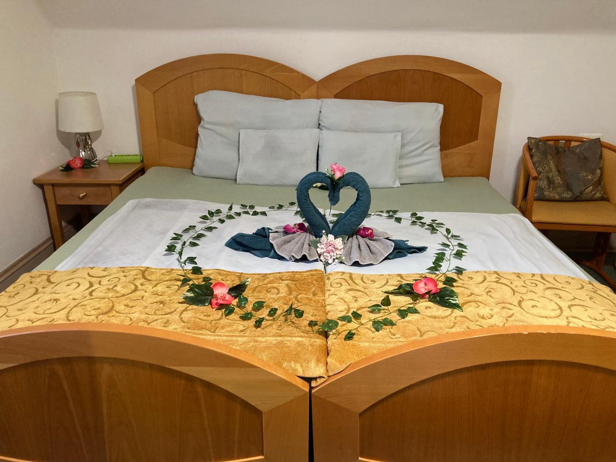 Szelim Motel Tatabánya Esterno foto