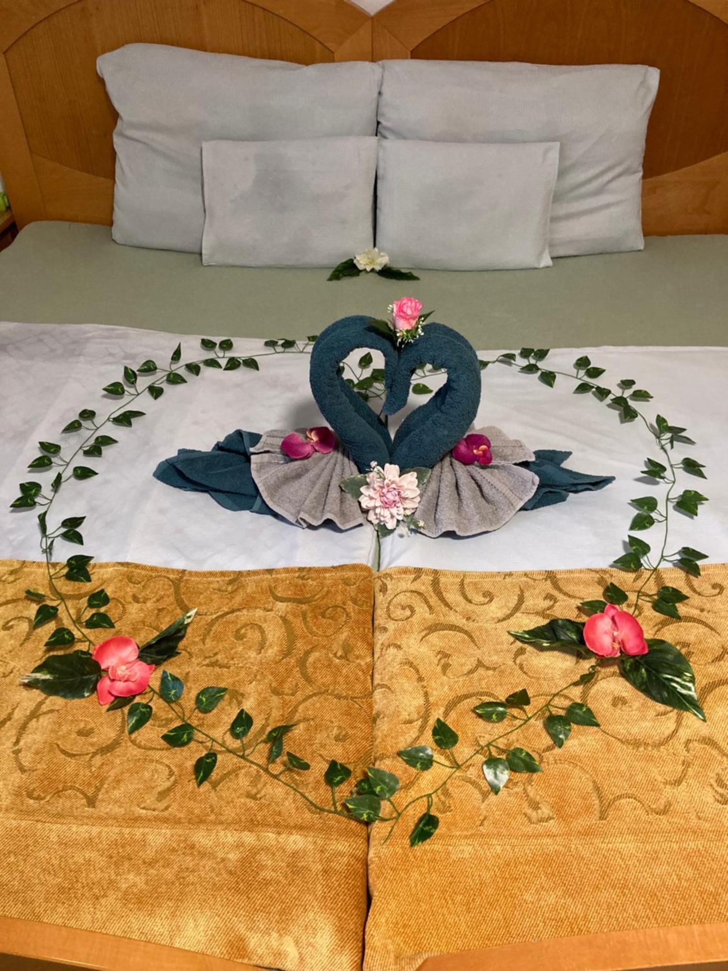 Szelim Motel Tatabánya Esterno foto