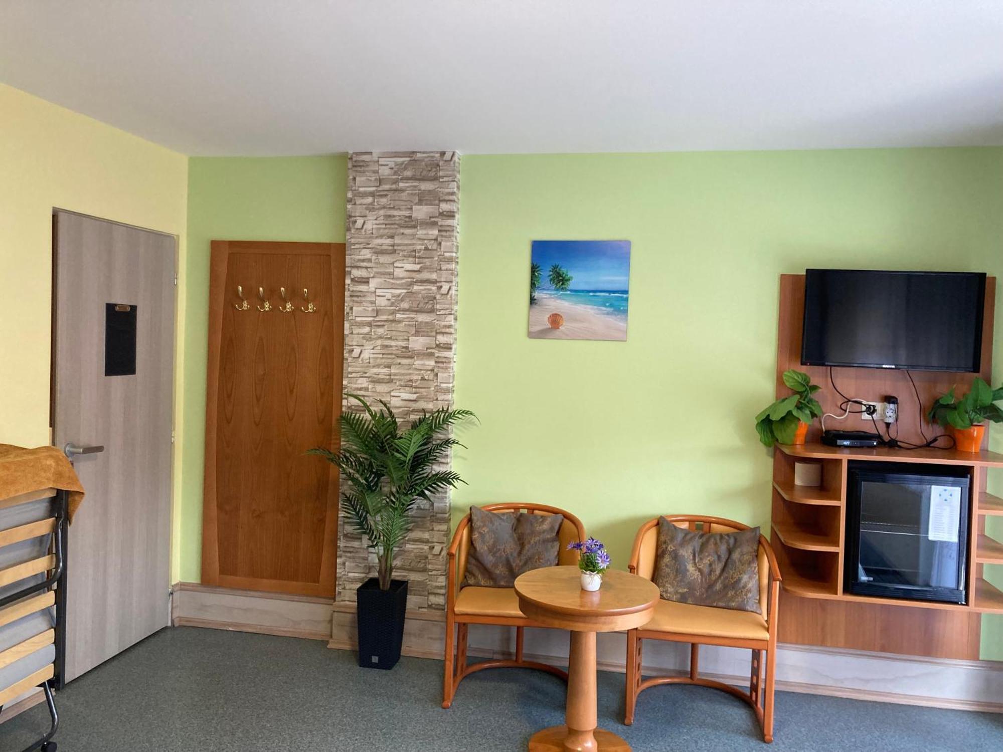 Szelim Motel Tatabánya Esterno foto